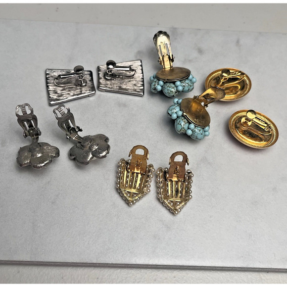 Vintage Clip On Earrings Lot Faux Pearl Beaded Turquoise Red Enamel 5 Pairs - Picture 5 of 6